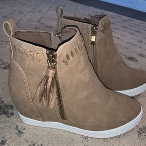 Wedge Sneakers Taupe (LIKE NEW CONDITION)